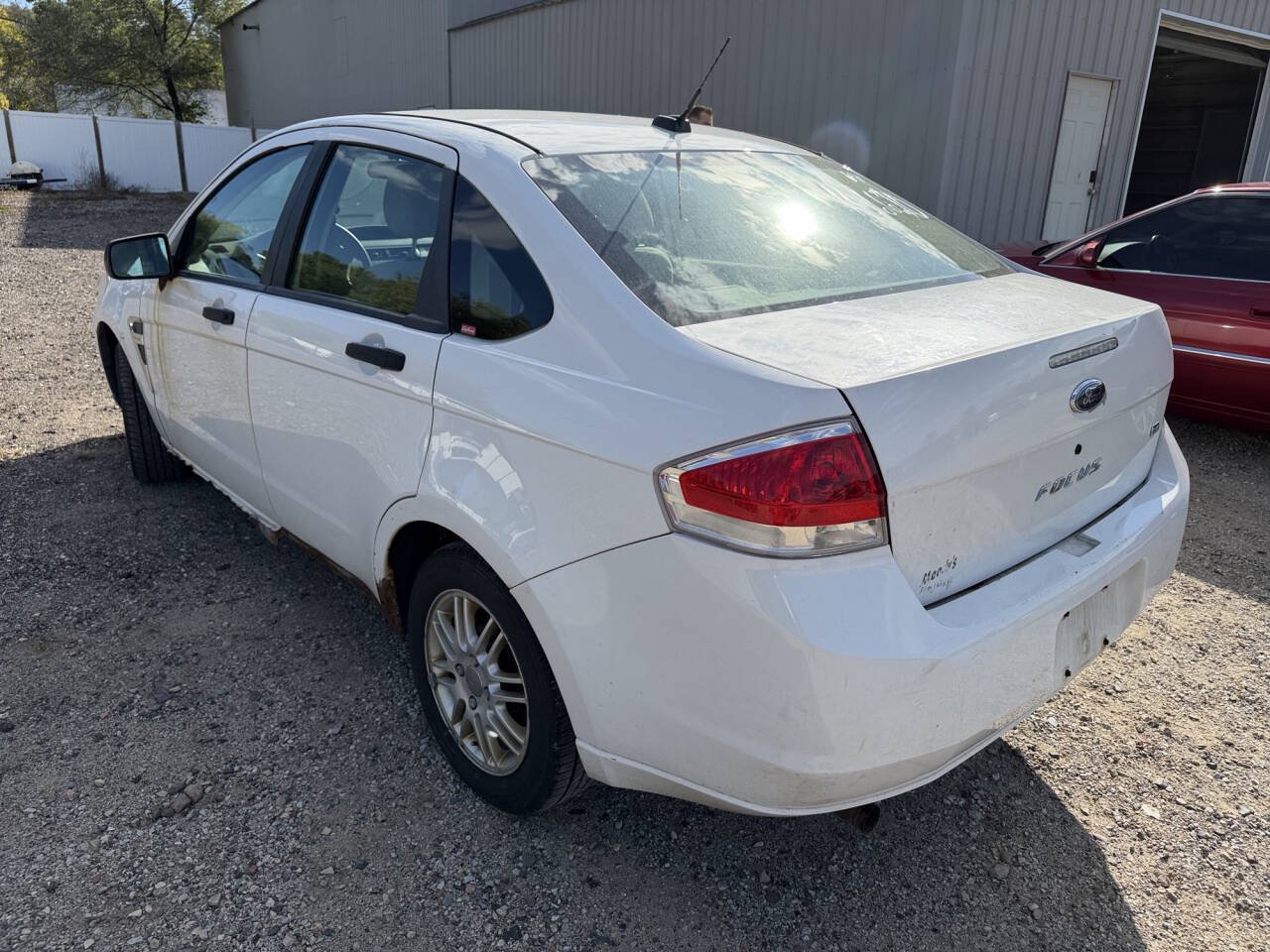 Used 2008 Ford Focus SES FWD image 3