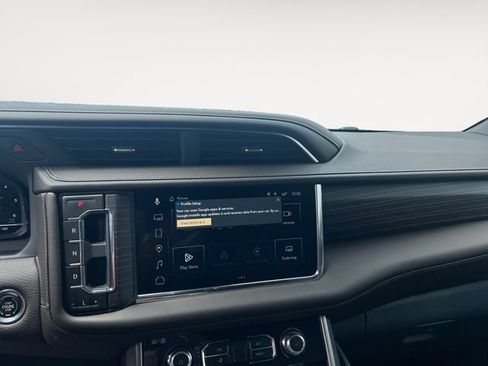 Used 2023 GMC Yukon XL Denali w/ Denali Reserve Package AWD/4WD image 15