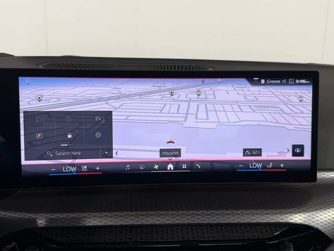 Used 2025 BMW M440i Coupe RWD image 18