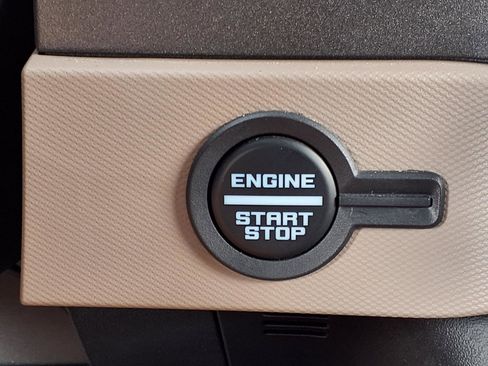 Used 2024 Ford Bronco Wildtrak AWD/4WD image 11