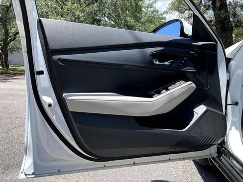 Used 2024 Honda Accord Touring image 17