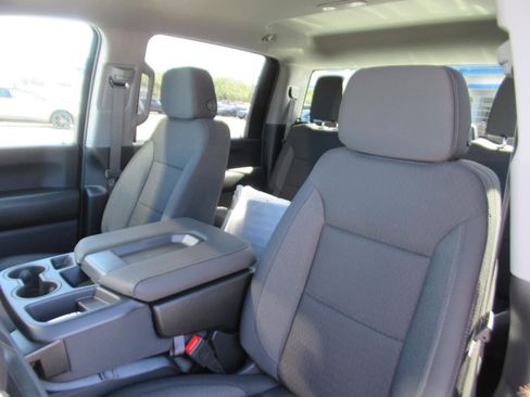 New 2026 Chevrolet Silverado 2500 Custom w/ Custom Value Package image 18