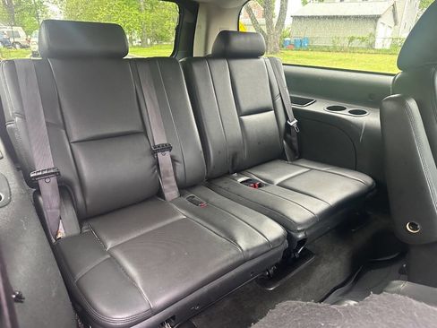 Used 2014 GMC Yukon XL Denali AWD/4WD image 15