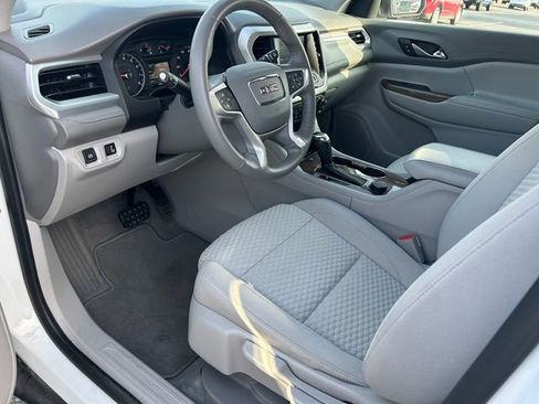 Used 2019 GMC Acadia SLE image 11