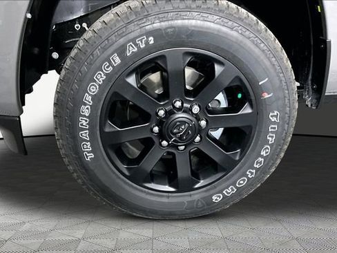 New 2026 RAM 2500 Laramie AWD/4WD image 11