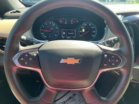 Used 2023 Chevrolet Traverse LS w/ Safety Package FWD image 16