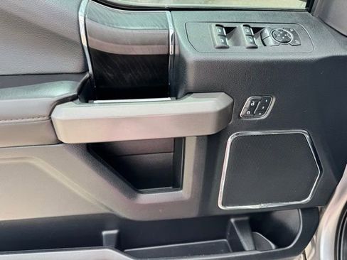 Used 2020 Ford F150 Platinum AWD/4WD image 10