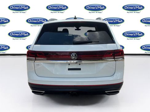 Used 2025 Volkswagen Atlas SE FWD image 6