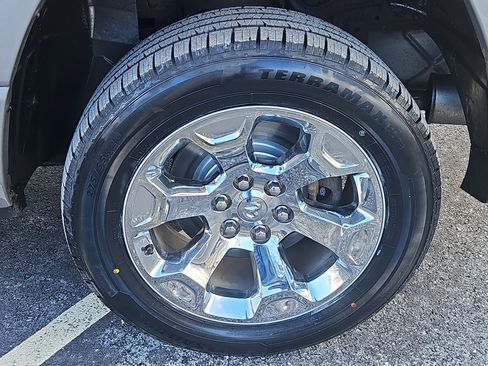 Used 2021 RAM 1500 Big Horn image 27