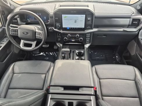 Used 2025 Ford F150 Lariat w/ Equipment Group 501A Mid AWD/4WD image 13