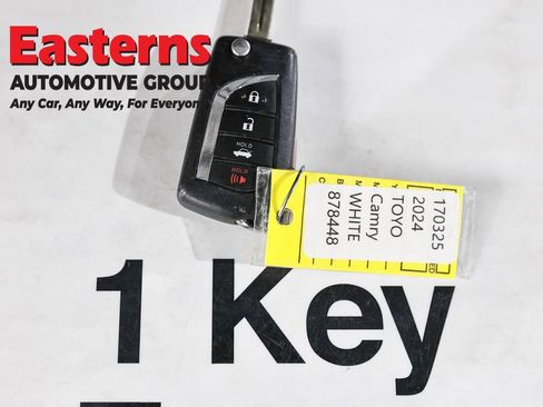 Used 2024 Toyota Camry SE FWD image 24