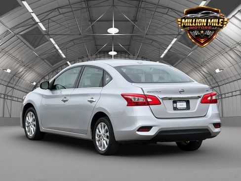 Used 2019 Nissan Sentra SV FWD image 10