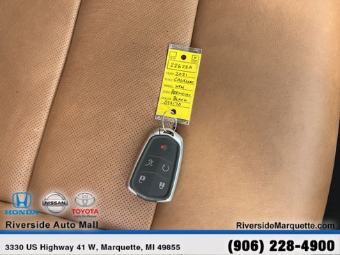 Used 2021 Cadillac XT4 Premium Luxury image 27