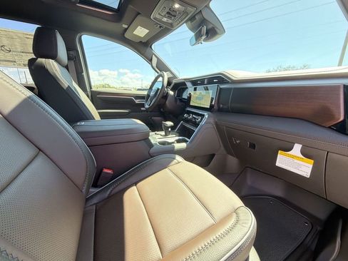 New 2026 GMC Sierra 1500 Denali AWD/4WD image 15