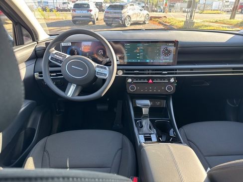 New 2026 Hyundai Tucson SEL image 18