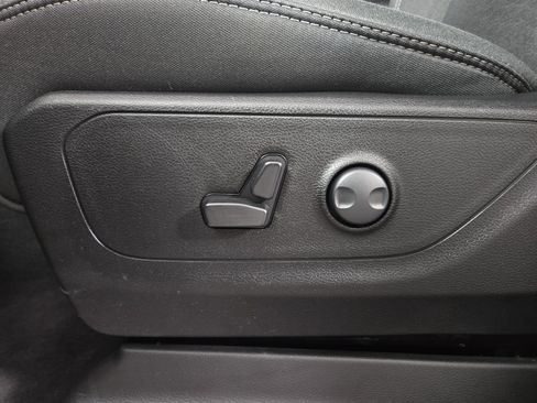 Certified 2025 RAM 1500 Big Horn AWD/4WD image 34
