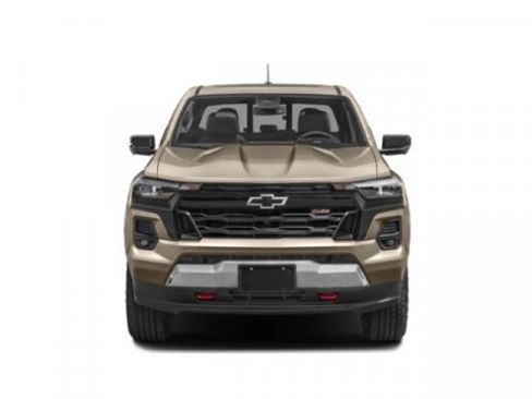 Certified 2023 Chevrolet Colorado Z71 w/ Z71 Convenience Package 2 AWD/4WD image 4