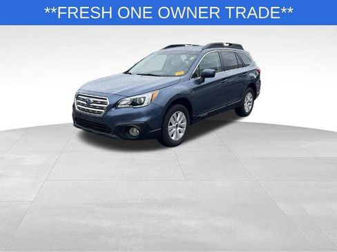 Used 2017 Subaru Outback 2.5i Premium AWD/4WD image 2