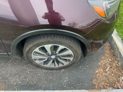 Used 2018 Buick Encore Preferred FWD image 3