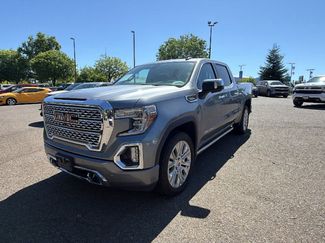Used 2020 GMC Sierra 1500 Denali w/ Denali Ultimate Package AWD/4WD video 1