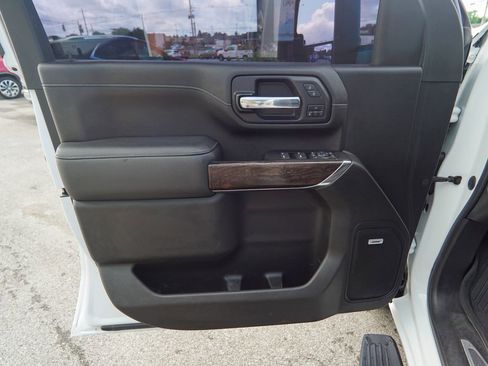 Used 2020 GMC Sierra 3500 Denali w/ Denali Ultimate Package AWD/4WD image 18