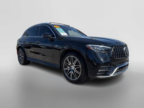 Certified 2024 Mercedes-Benz GLC 43 AMG 4MATIC w/ Driver Assistance Package image 7