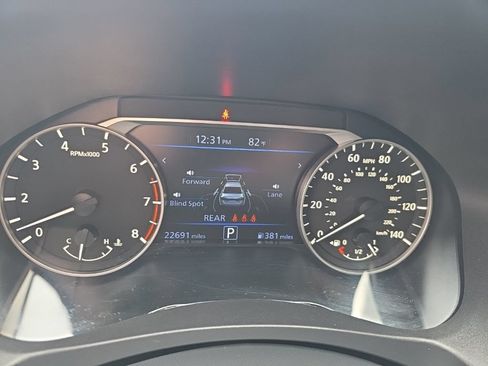 Used 2024 Nissan Altima 2.5 SR AWD/4WD image 17