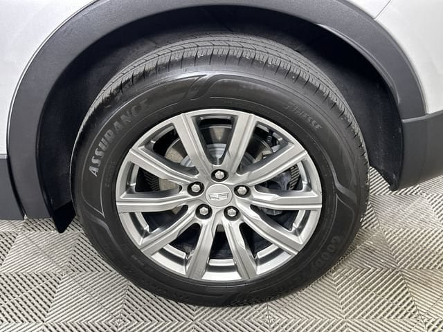 Used 2021 Cadillac XT4 Premium Luxury w/ Cold Weather Package FWD image 34