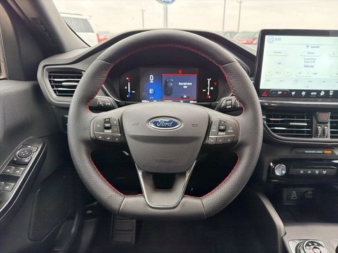 Used 2026 Ford Escape ST-Line AWD/4WD image 12