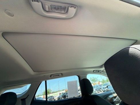 Used 2018 GMC Terrain SLE w/ Driver Convenience Package FWD image 29