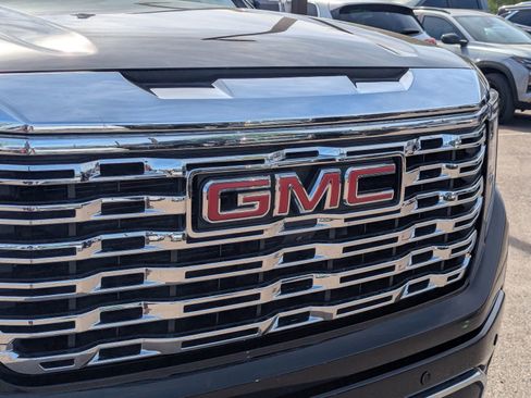 Certified 2024 GMC Sierra 1500 Denali AWD/4WD image 5