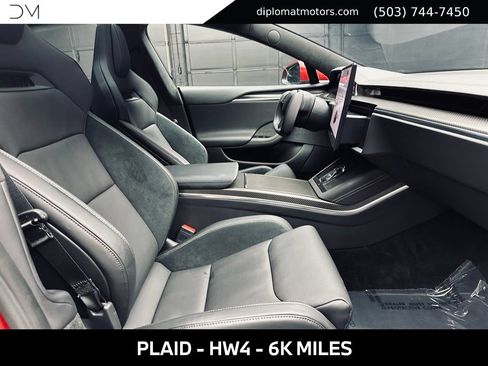 Used 2024 Tesla Model S Plaid AWD/4WD image 19