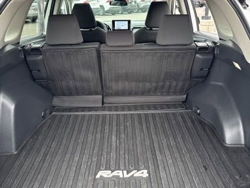 Used 2024 Toyota RAV4 XLE w/ Convenience Package image 13