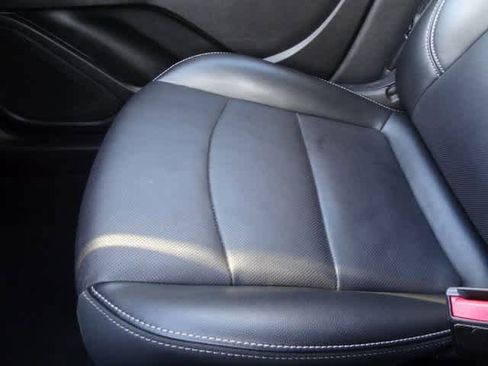 Used 2024 GMC Terrain SLT image 22