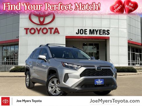 Certified 2025 Toyota RAV4 XLE image 1