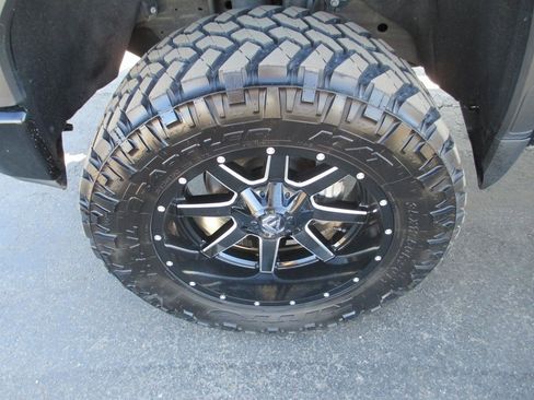 Used 2022 GMC Sierra 1500 Elevation image 13