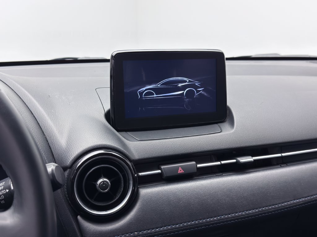 Used 2020 Toyota Yaris XLE FWD image 23