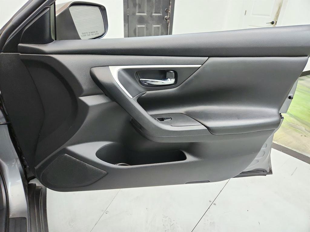 Used 2016 Nissan Altima 2.5 S w/ Power Driver Seat Package FWD image 25