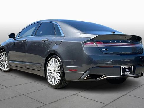 Used 2017 Lincoln MKZ Reserve image 12