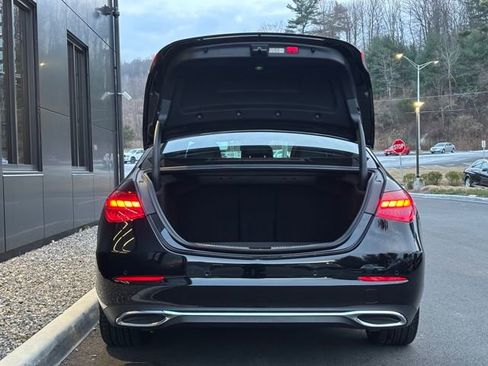Used 2025 Mercedes-Benz C 300 4MATIC Sedan image 50