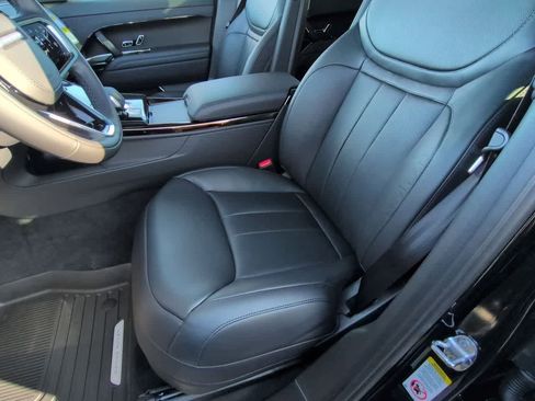 New 2026 Land Rover Range Rover Sport SE AWD/4WD image 16