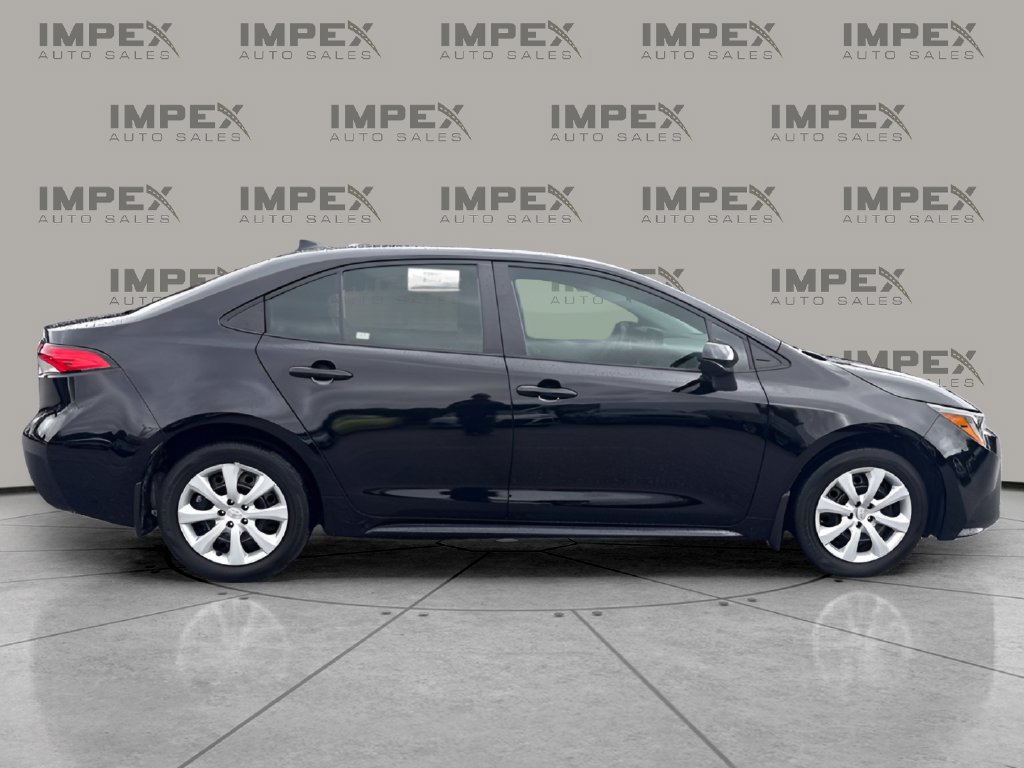 Used 2024 Toyota Corolla LE FWD image 7