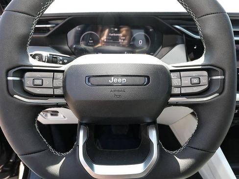 New 2026 Jeep Cherokee Laredo AWD/4WD image 13