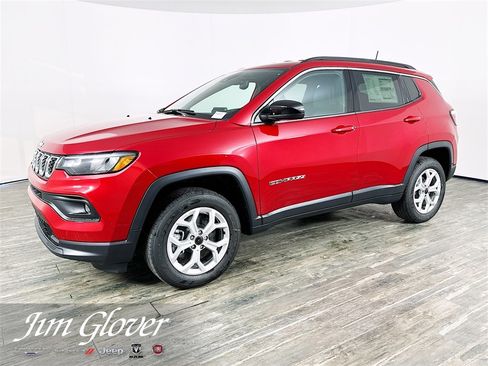 New 2026 Jeep Compass Latitude image 4