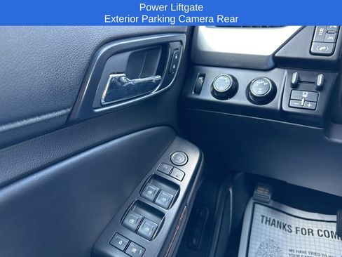 Used 2018 Chevrolet Tahoe LT image 14