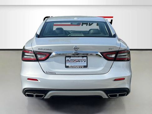 Used 2019 Nissan Maxima 3.5 SV w/ Floor Mat Group FWD image 6