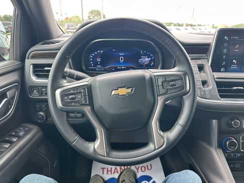 Used 2024 Chevrolet Tahoe Premier AWD/4WD image 17