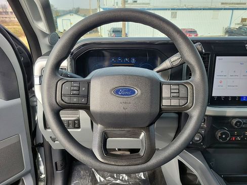 New 2026 Ford F250 XLT w/ XLT Premium Package AWD/4WD image 19
