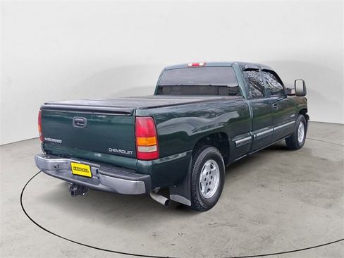 Used 2002 Chevrolet Silverado 1500 LS w/ Electrical Convenience Pkg image 5