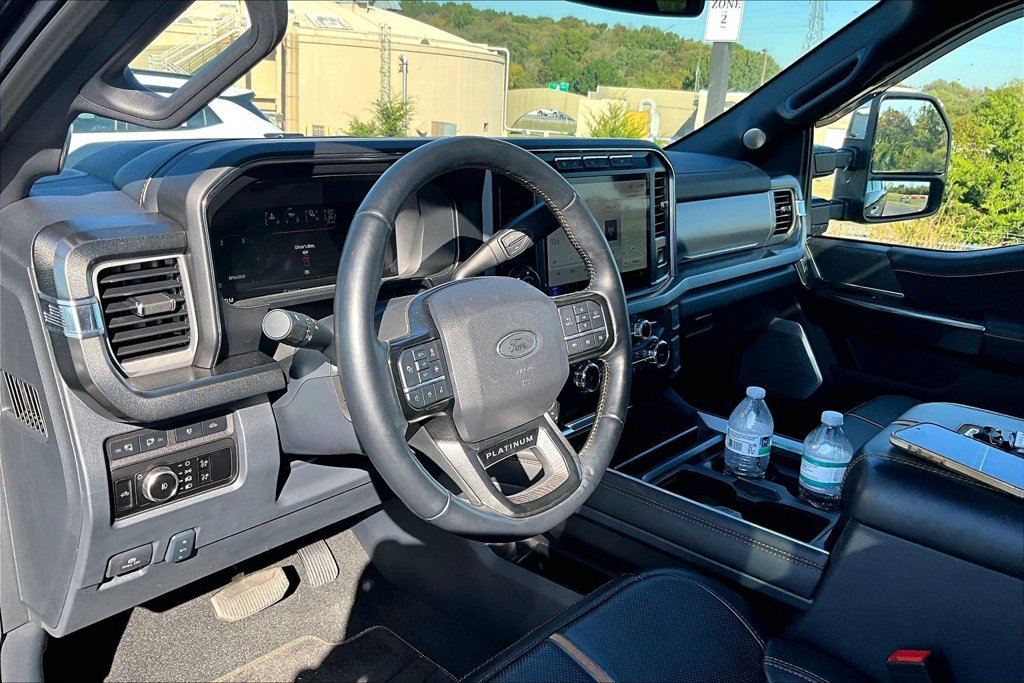 Used 2024 Ford F250 Platinum AWD/4WD image 6